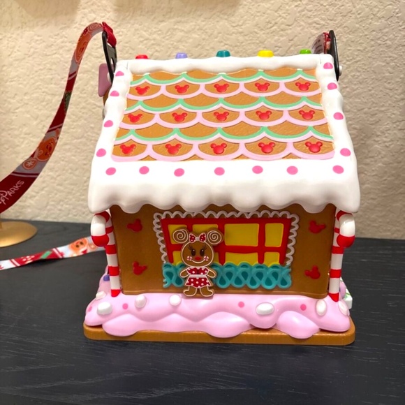 2024 Mickeys Very Merry Christmas Party Gingerbread House Popcorn Bucket - Picture 2 of 4